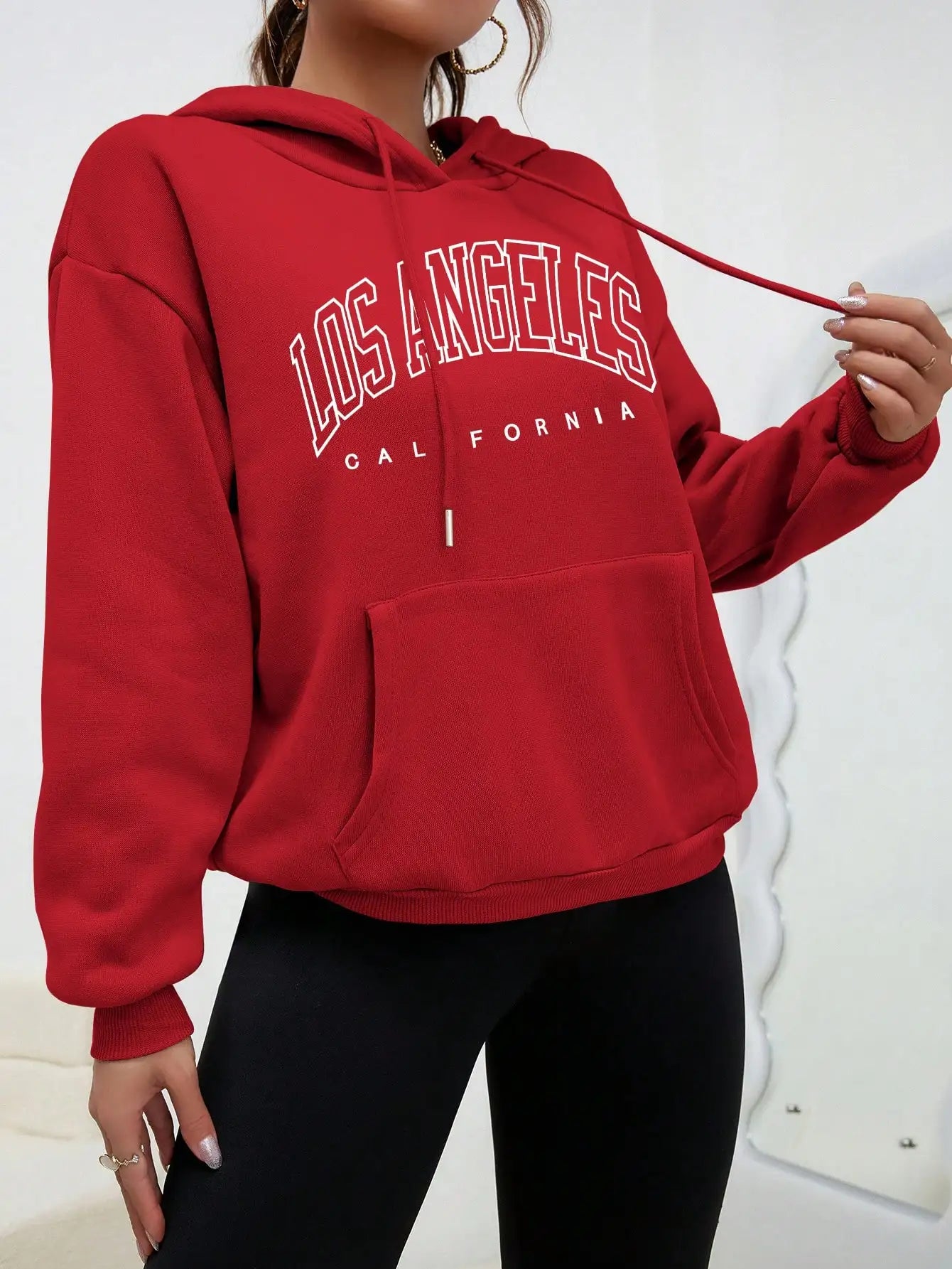 SWEAT-SHIRT A CAPUCHE POUR FEMME